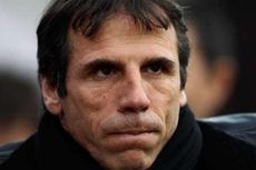 Gianfranco Zola: Sepak Bola Bisa Menjadi Terapi di Tengah Pandemi