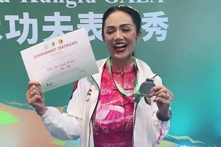 Momen Kris Dayanti Raih Medali Perak di World Kungfu Championship 2025