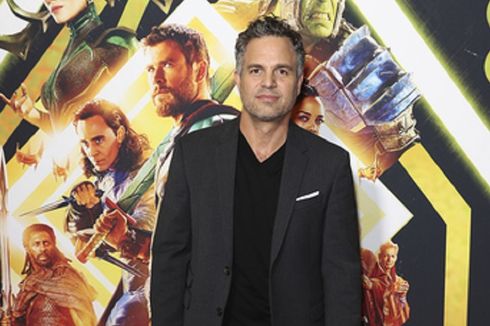 Dinyatakan Dipecat oleh Duo Russo, Mark Ruffalo Terkesan Khawatir