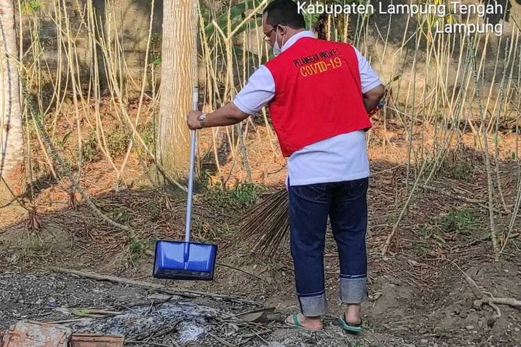 Wakil Bupati Lampung Tengah, Ardito Wijaya menjalani eksekusi vonis pelanggaran prokes, Selasa (4/8/2021).