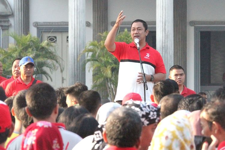Wali Kota Semarang Hendrar Prihadi membuka Porseni HUT Ke 74 RI tingkat Kota Semarang di Balai Kota Semarang, Jawa Tengah, Jumat (2/8/2019).