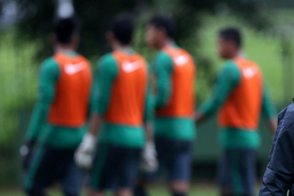 Seleksi timnas U-22 Indonesia di Lapangan Sekolah Pelita Harapan, Tangerang, Banten, Rabu (22/2/2017). Sebanyak 25 pemain sepak bola mengikuti seleksi pertama Timnas Indonesia U-22 proyeksi SEA Games 2017.