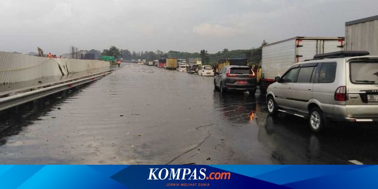 Padaleunyi Toll Km 130 Swim Up To 50 Cm Road Services Do Traffic Engineering
