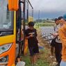 Ikuti Google Maps, Bus Rombongan Pendaki Gunung Sumbing Terjebak di Jalur Pertanian Dekat Kuburan