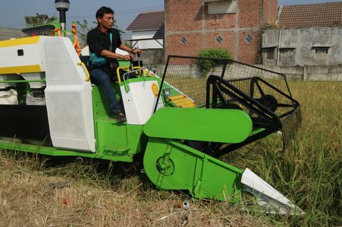 Tingkatkan Produktivitas Petani Gunung Kidul, Kementan Salurkan Alsintan