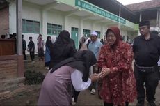 Kunjungi Pacitan, Risma Janjikan Insentif Tambahan bagi Guru Madrasah