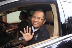 Dahlan Iskan Raih Charta Politika Award