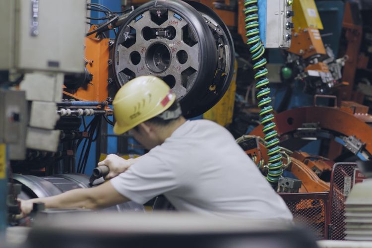 Harga Bahan Baku Naik, Bridgestone Hadapi Tantangan Menjaga Harga Ban