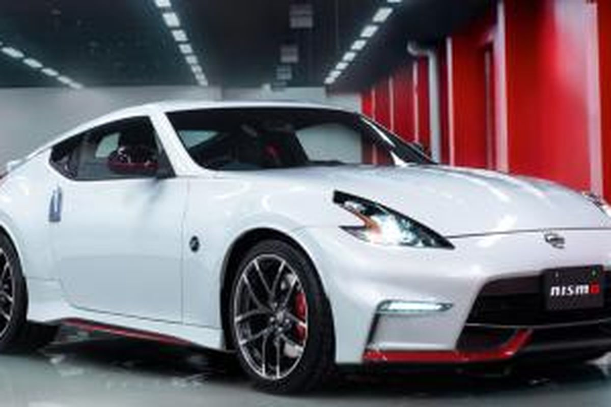 Nissan 370Z NISMO 2015