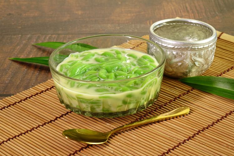 Ilustrasi cendol yang terbuat dari tepung beras dan tepung sagu. 