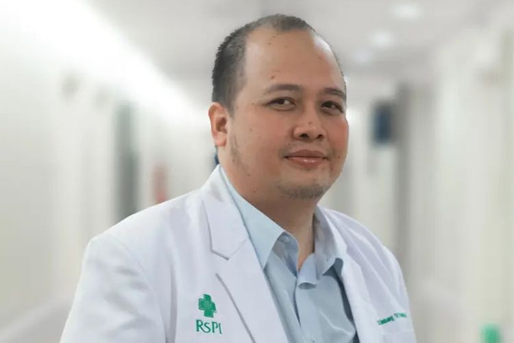 Dr.Bambang Tri Prasetyo Sp.N, Subsp.N.I.O.O (K), spesialis saraf dari RS Pondok Indah Jakarta.