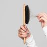 Ketombe Sebabkan Rambut Rontok, Kok Bisa?