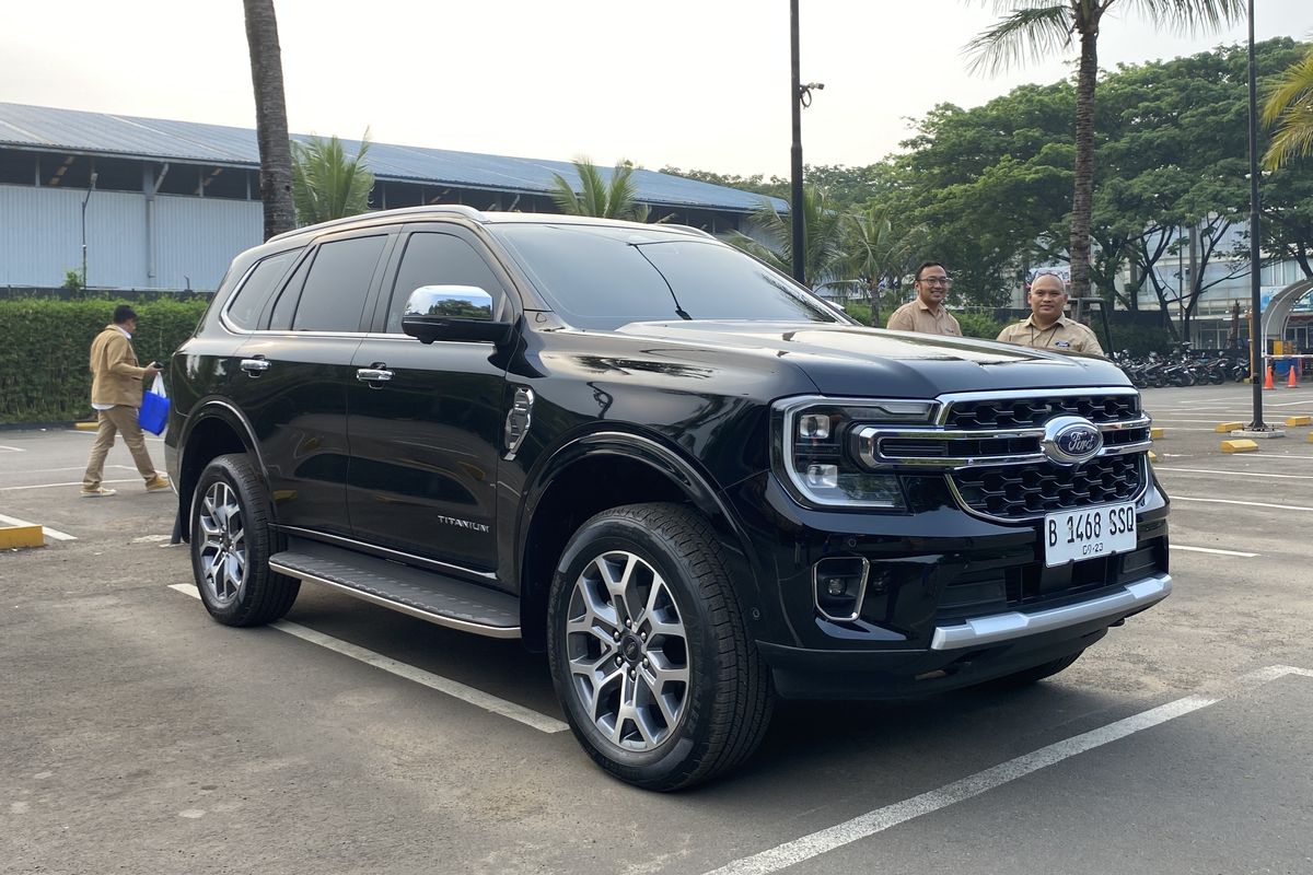 All New Ford Everest Titanium Biturbo, Harga Rp 871 Jutaan