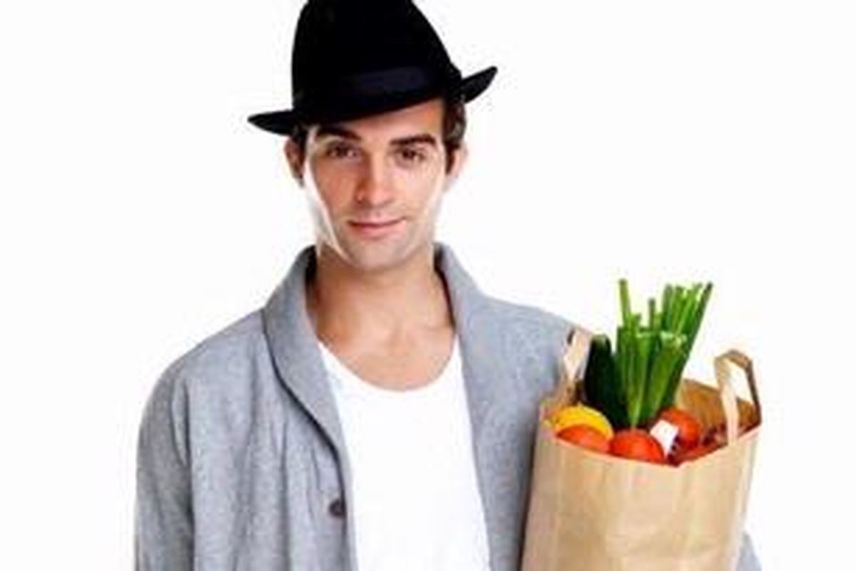 Apa betul pria yang lebih suka sayuran terlihat kurang macho