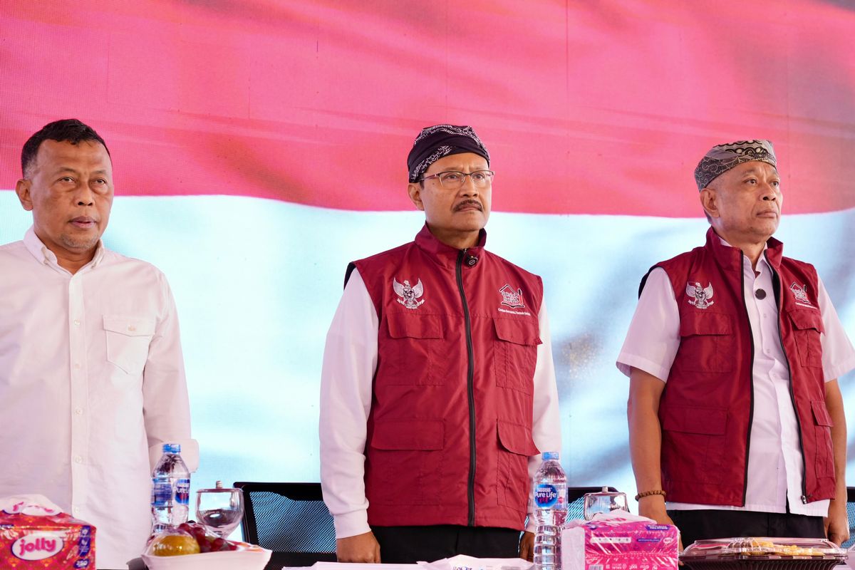 Menteri Sosial (Mensos) Gus Ipul saat membuka MPLS SRT 5 Ponorogo didampingi oleh Wakil Mensos Agus Jabo Priyono dan Bupati Ponorogo Sugiri Sancoko, Senin (4/8/2025).
