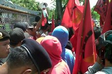 Tolak Imperialisme, Kader PRD Demo Terminal BBM Pertamina