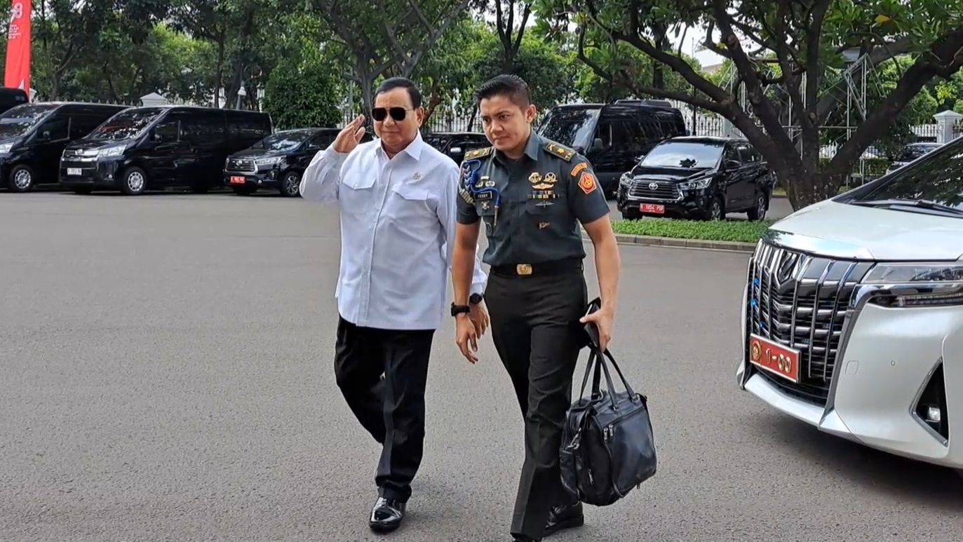 Kembali Temui Jokowi di Istana, Prabowo: Laporan Beberapa Hal