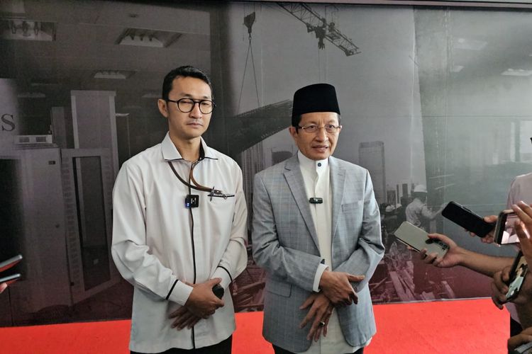 Menteri Agama Nasaruddin Umar mendatangi Gedung KPK untuk memberikan penjelasan terkait penggunaan pesawat khusus saat kunjungan kerja ke Sulawesi Selatan pada 15 Februari 2026.