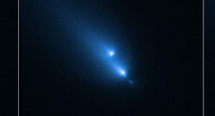 Hubble Tangkap Detik-Detik Komet ATLAS Terbelah di Dekat Matahari