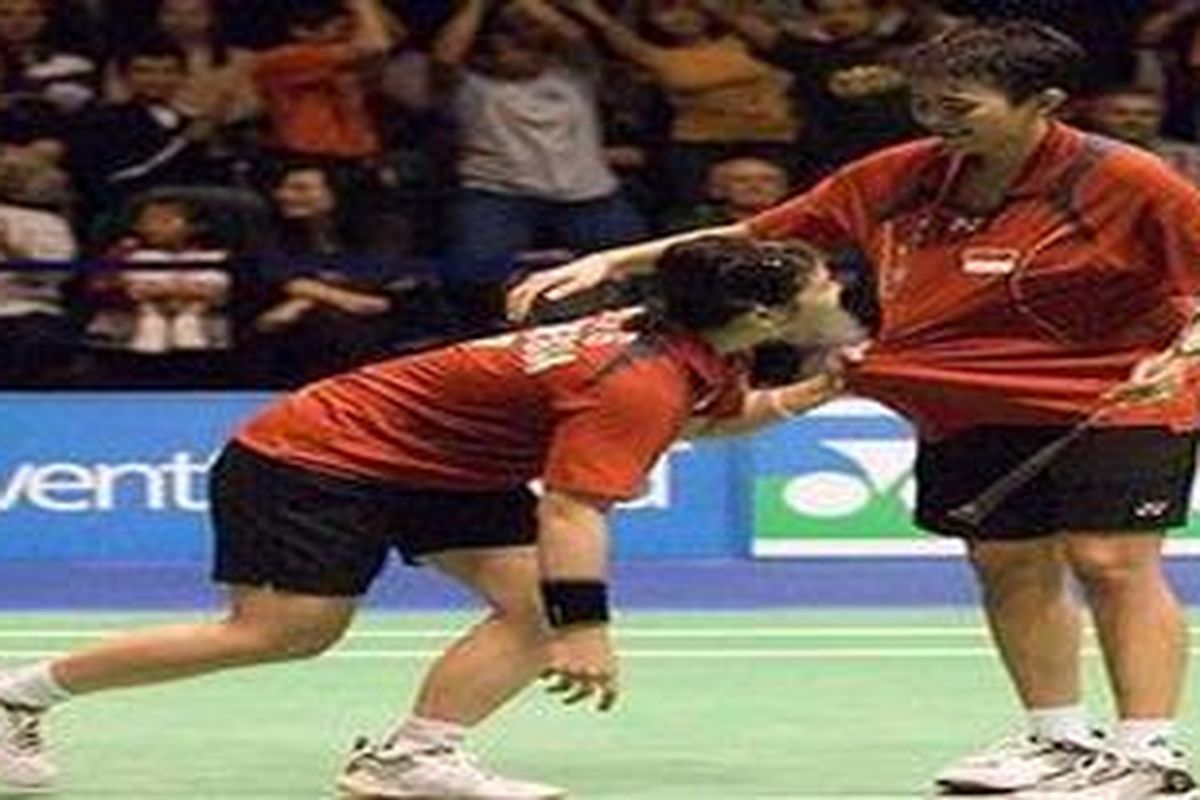 Nadia Melati (kiri) dan Vita Marissa.