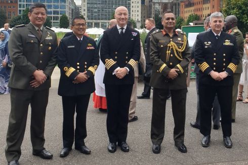 [POPULER GLOBAL] Lulus King's College London, Perwira TNI AD Cetak Sejarah | Rusia Dituduh Retas Data Vaksin Covid-19 