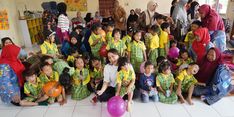 Edukasi Camilan Sehat untuk Anak, Zita Anjani Bagikan Brownies Rendah Gula di PAUD Wilayah Jaktim