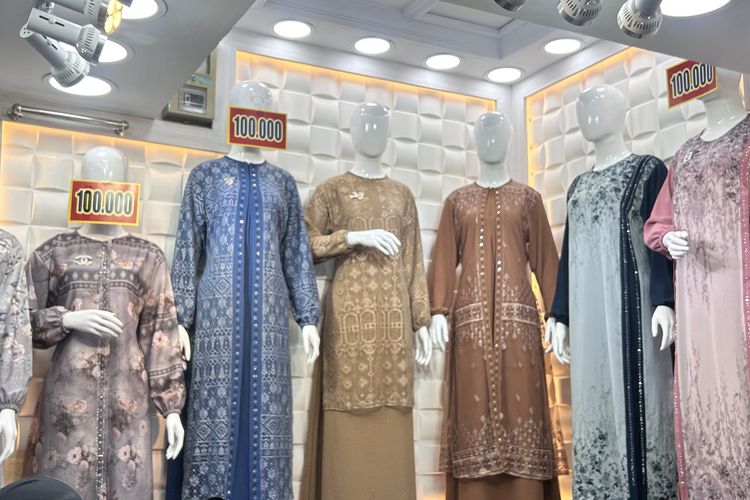 10 Rekomendasi Toko Busana Muslim Murah di Tanah Abang