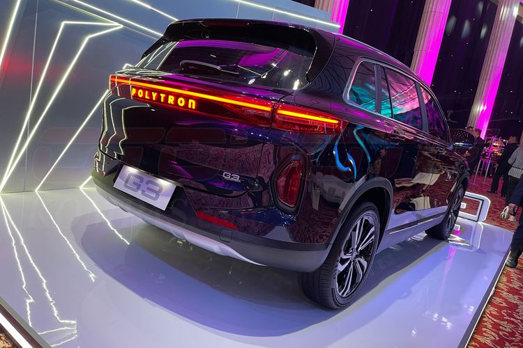 Tampilan Belakang Mobil Listrik Polytron G3