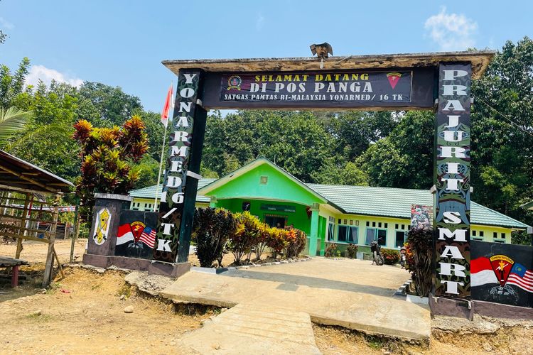 Pos Panga Satgas Pamtas Indonesia-Malaysia di Dusun Panga, Desa Semangat, Kecamatan Entikong, Kabupaten Sanggau, Kalimantan Barat (Kalbar). Gambar diambil pada Jumat (18/8/2023).