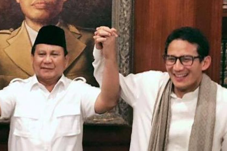 Prabowo Subianto bersama calon gubernur DKI Anies Baswedan dan calon wakil gubernur DKI Sandiaga Uno.