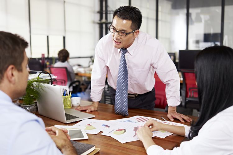 Ilustrasi atasan toxic