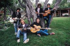 Lirik dan Chord Lagu Last Night dari Traveling Wilburys