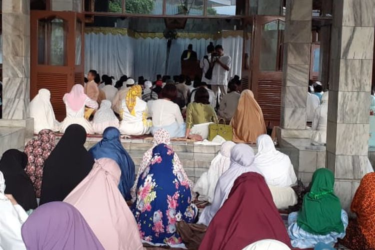 Sholat Idul Adha digelar di DPP Golkar, Minggu (11/8/2019).