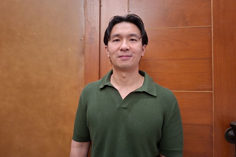 Indra Priawan Ajak Para Ayah Tak Malu Bicara Kesehatan Mental
