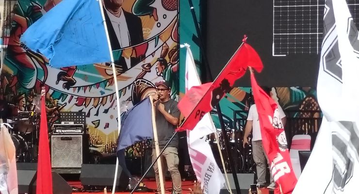 Kala Jamrud Tampil di Kampanye Akbar Ganjar-Mahfud di Stadion Pakansari Bogor