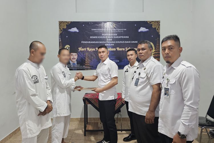 Terharu, 2 Napi Lapas Jember Terima Remisi Khusus Nyepi 2026