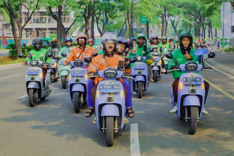 Puluhan ribu unit Smoot Motor Listrik sudah mengaspal di Indonesia