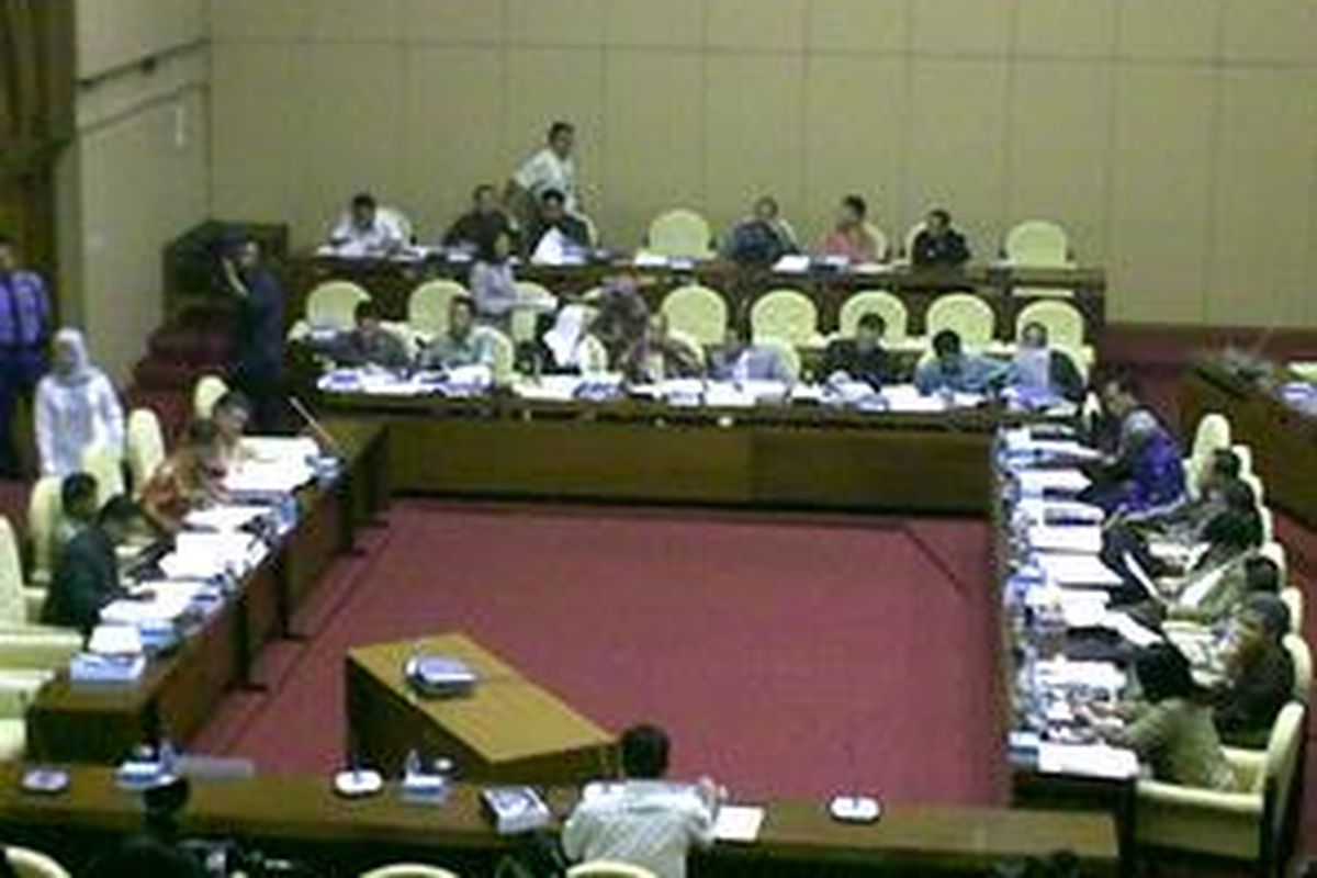 Pansus Hak Angket Century menggelar pleno kedua di Gedung DPR RI, Senin (14/12/2009).