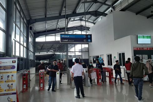 Stasiun Rangkasbitung Hanya Layani Penumpang dengan KMT dan Uang Elektronik Bank Mulai 3 November