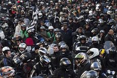 Motor Tua Dilarang Melintas, Puluhan Ribu “Bikers” Protes