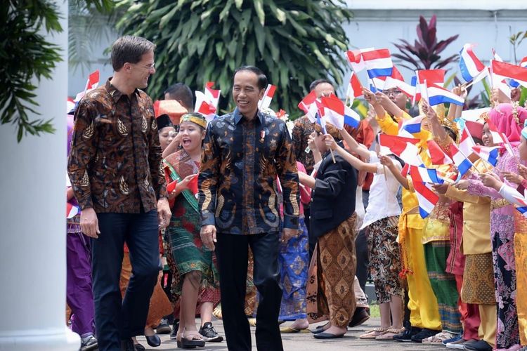 Presiden Joko Widodo menyambut kunjungan resmi Perdana Menteri (PM) Belanda Mark Rutte di Istana Kepresidenan Bogor, Jawa Barat, pada Senin, 7 Oktober 2019.