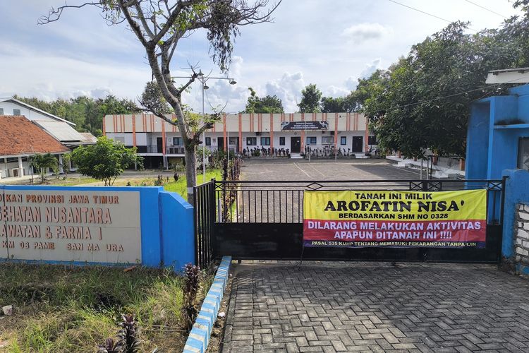 Di Balik Penyegelan Gedung SMK Kesehatan Nusantara Pamekasan, Tanah Dijual ke Pengusaha Rokok Ilegal