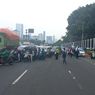 Ribuan Mahasiswa Padati Jalan Gatot Subroto, Pengendara Diminta Masuk Busway