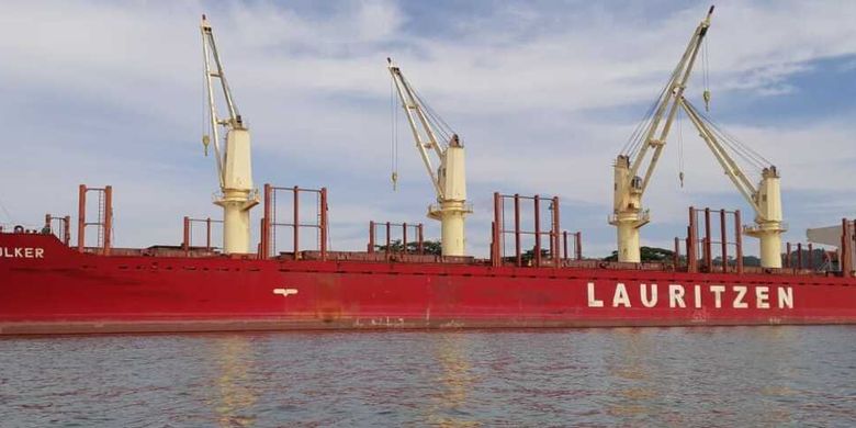 A cargo ship which sailed from India berthed at Indonesia's port of Tanjung Intan in Cilacap, Central Java.  It was reported that 13 out of the total 20 crew members have tested positive for Covid-19.