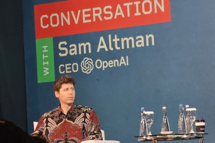 CEO perusahaan teknologi OpenAI, Sam Altman bertandang ke Indonesia pada Rabu (14/6/2023) di Grand Ballroom Kempinski, Jakarta Pusat. 