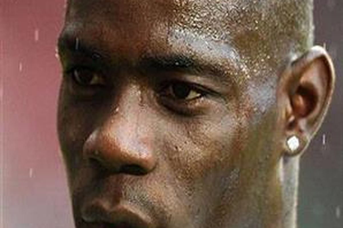 Penyerang Manchester City, Mario Balotelli.