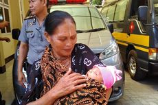 Bayi Laki-laki Terbungkus Selimut Ditemukan di Gang Sempit
