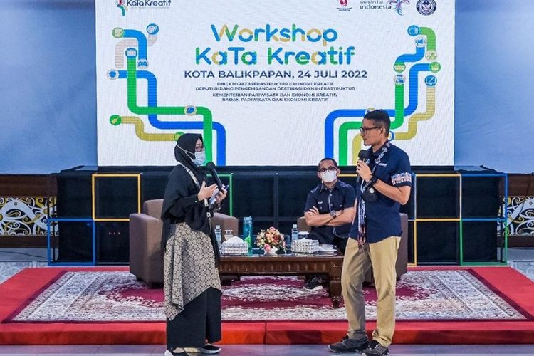 Sandiaga Uno dalam acara Workshop Peningkatan Inovasi dan Kewirausahaan Kota Balikpapan, Kabupaten/Kota (KaTa) Kreatif Indonesia di Pendopo Wali Kota Balikpapan, Kalimantan Timur, Minggu (24/7/2022).