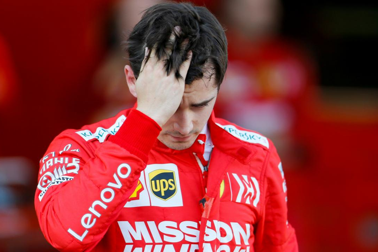 Charlec Leclerc mendapatkan sanksi dari Direksi Balap Formula 1 atas tindakan yang dapat membahayakan pebalap lain di GP Suzuka Jepang pada hari Minggu (13/10/2019)