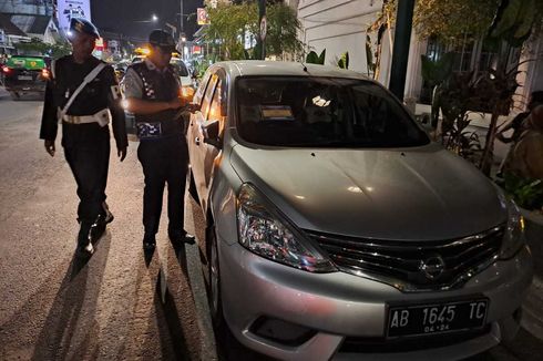 Puluhan Kendaraan Digembosi dan Digembok karena Langgar Parkir di Kota Yogyakarta Selama Libur Natal